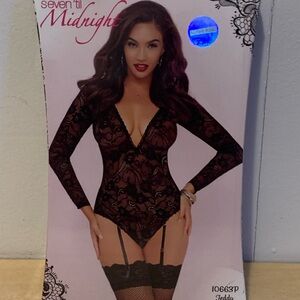 Seven 'til Midnight Black Lace Long Sleeve Teddy.New in Box-One Size